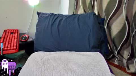 Snapshot of divynejade chatting on 5, 3, 2025 Jade Divyne online show from 5, 3, 2025