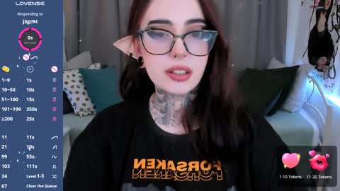 dixipixi_ online show from 1, 2, 2025