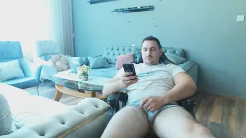 STR8 BOYv online show from 28, 7, 2026