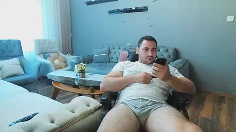 STR8 BOYv online show from 28, 7, 2026