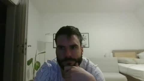 Snapshot of dobricic chatting on 20, 12, 2025 Dobricic online show from 20, 12, 2025