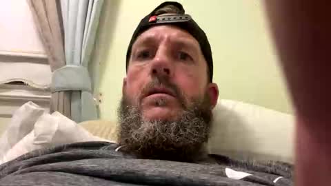 docblovesletters online show from 12, 10, 2025