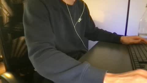 Snapshot of doctor_luv_69 chatting on 13, 5, 2026 doctor_luv_69 online show from 13, 5, 2026