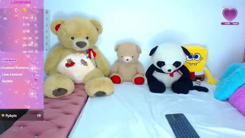 Snapshot of doe_sofi chatting on 28, 11, 2025 sofi online show from 28, 11, 2025