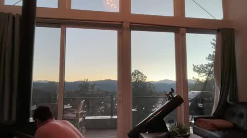 GIJO online show from 9, 3, 2026