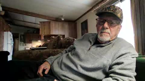 Snapshot of doingmyself69 chatting on 18, 12, 2025 doingmyself69 online show from 18, 12, 2025