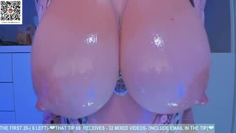 Snapshot of dolce4you69 chatting on 22, 2, 2025 Dea----IF YOU WANT TO SUPPORT ME -Purshase subscribtions scroll BIO THANK YOU LOVE - online show from 22, 2, 2025