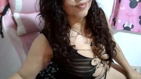 Snapshot of doll78latin chatting on 9, 2, 2026 doll78latin online show from 9, 2, 2026