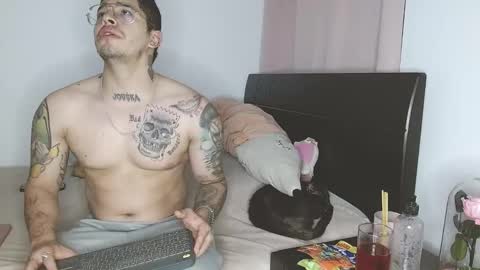 Auro and Santiago online show from 22, 1, 2025