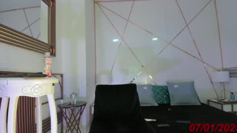 ISA DOLL online show from 7, 1, 2025