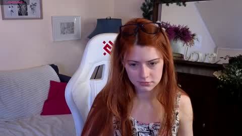 Snapshot of doll_lesli chatting on 14, 1, 2025 Your doll Lesli online show from 14, 1, 2025
