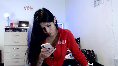 Catherine XXX online show from 5, 3, 2026