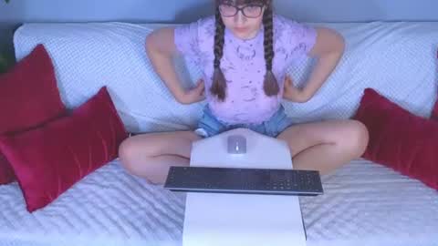 Tessa online show from 8, 7, 2026