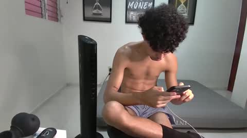 DollarHot30 online show from 7, 11, 2025