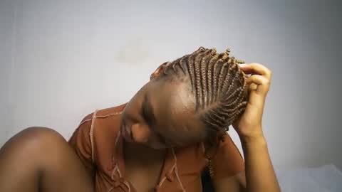 dollberry online show from 5, 2, 2025