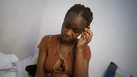 dollberry online show from 13, 2, 2025