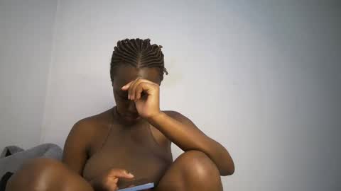 dollberry online show from 14, 2, 2025