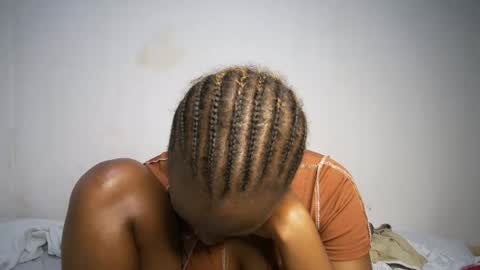 dollberry online show from 23, 2, 2025