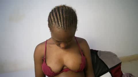 dollberry online show from 10, 3, 2025