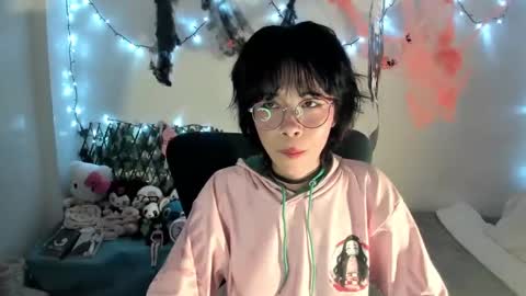 mina online show from 12, 10, 2025