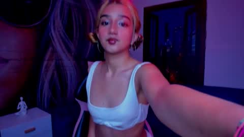 Dolly pocket online show from 25, 2, 2026