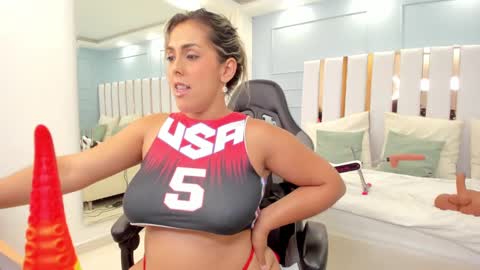 dolly walker online show from 30, 12, 2024