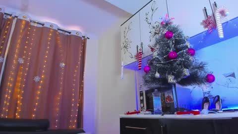 Snapshot of dollyiaa chatting on 26, 12, 2024 Dollya online show from 26, 12, 2024