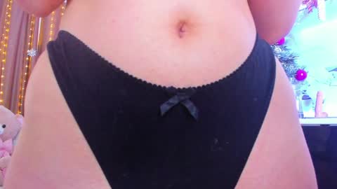 Snapshot of dollyiaa chatting on 2, 1, 2025 Dollya online show from 2, 1, 2025