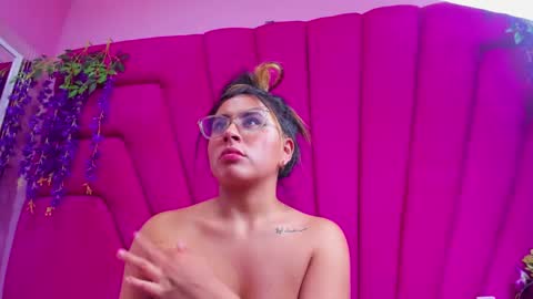 dollyjuicy1 online show from 1, 2, 2025