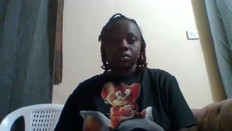 Snapshot of dollyvee chatting on 10, 11, 2025 dollyvee online show from 10, 11, 2025