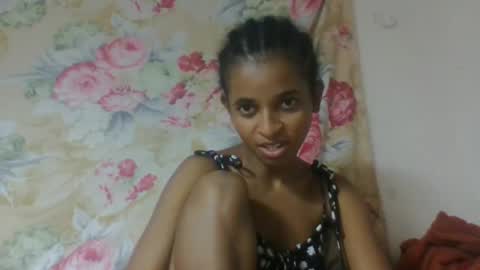 doloresslu online show from 13, 4, 2026