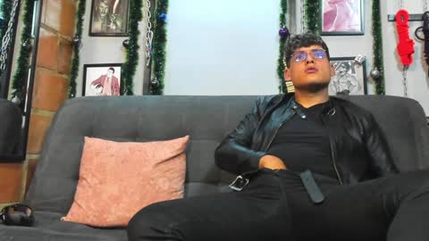 Diego Castell online show from 5, 1, 2025