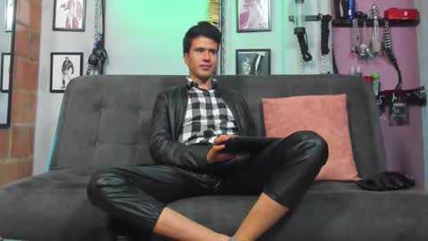 Diego Castell online show from 16, 2, 2025