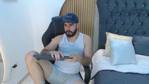 Snapshot of domboy_ chatting on 18, 5, 2026 domboy online show from 18, 5, 2026
