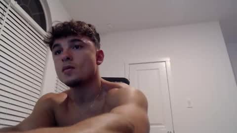 Snapshot of domd3 chatting on 27, 10, 2025 Dom online show from 27, 10, 2025