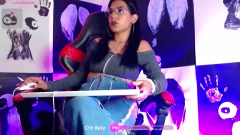 Snapshot of domina_lia chatting on 2, 11, 2025 Domina Lia online show from 2, 11, 2025