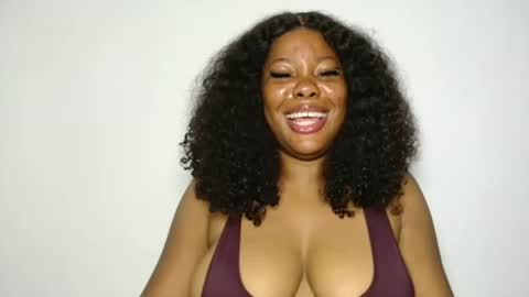 Snapshot of domina_veloura27 chatting on 5, 6, 2026 laura online show from 5, 6, 2026