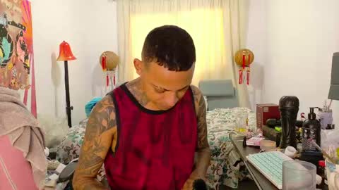 Snapshot of dominant_gay_xxx chatting on 3, 5, 2026 jjhoy online show from 3, 5, 2026