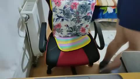 dominantboy77 online show from 12, 2, 2025