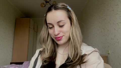 Mia online show from 13, 5, 2026
