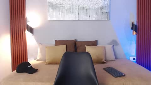 Dominic online show from 21, 9, 2025