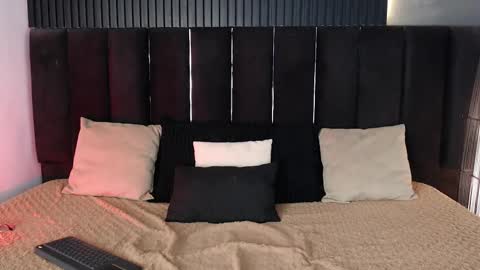 Dominic online show from 26, 9, 2025