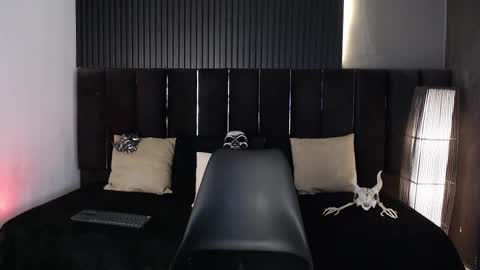 Dominic online show from 12, 10, 2025