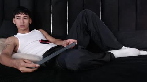 Dominic online show from 15, 4, 2026