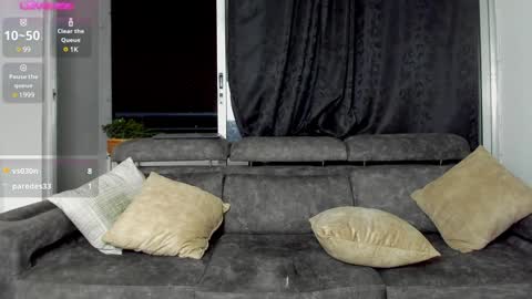 SANTI  independent model online show from 25, 12, 2024