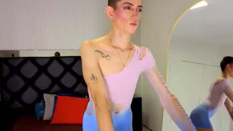 Dominic online show from 7, 10, 2025