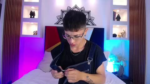 Snapshot of dominik_blake chatting on 20, 4, 2026 Dominik online show from 20, 4, 2026