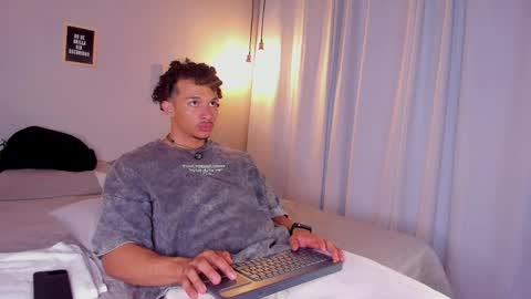 Dominik Drake online show from 4, 5, 2026