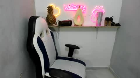 dona_tella online show from 16, 7, 2026