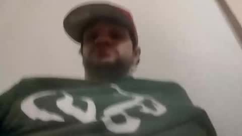 Snapshot of donglish718856 chatting on 12, 1, 2026 donglish718856 online show from 12, 1, 2026